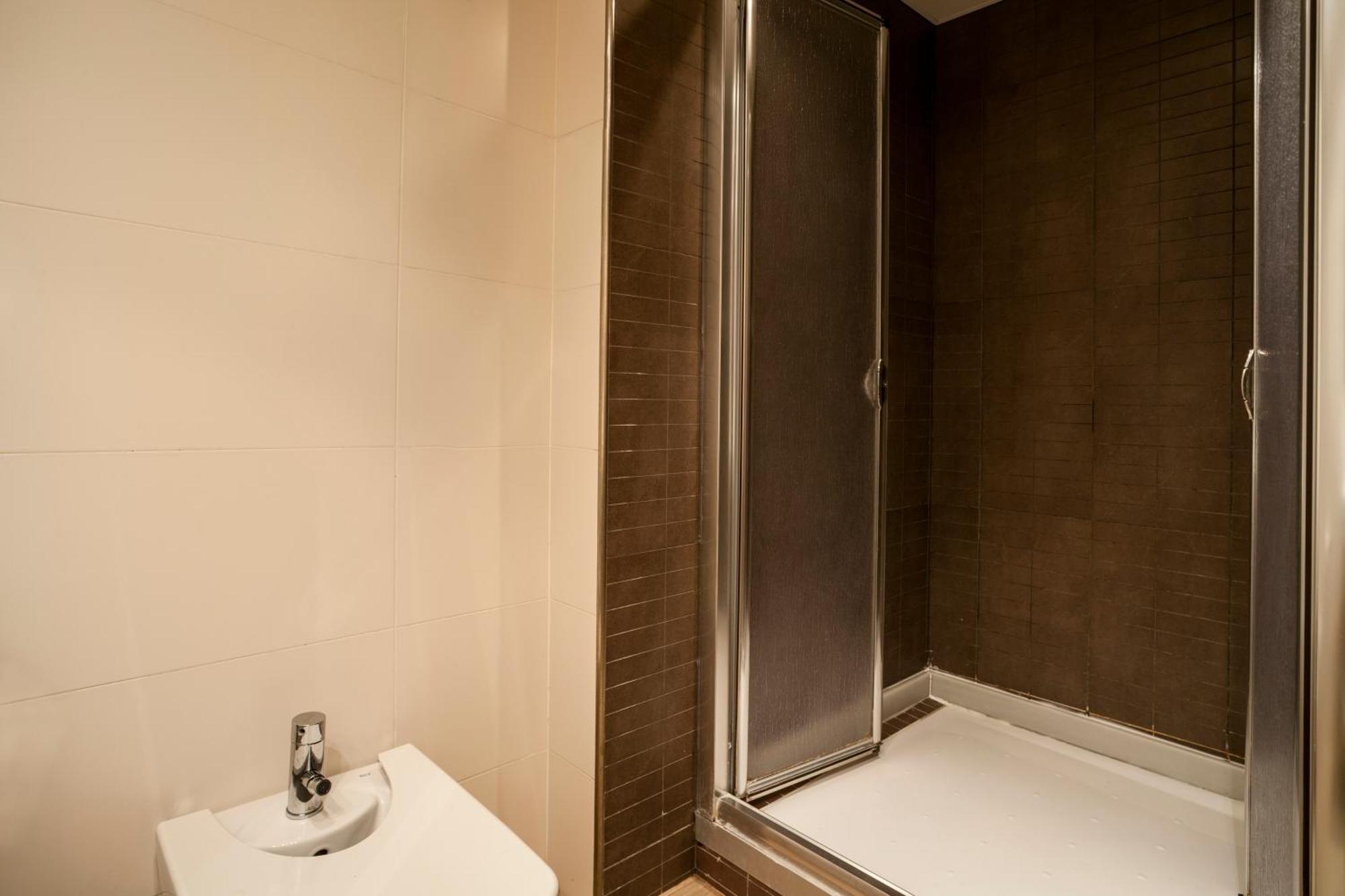 Feelathome Mozart Apartments Barcelona Exterior foto