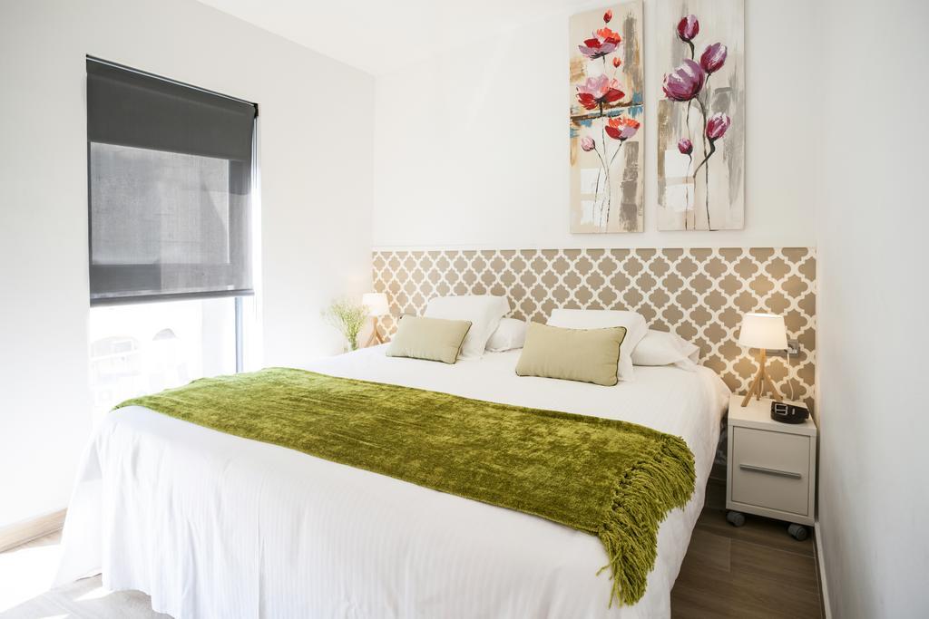 Feelathome Mozart Apartments Barcelona Exterior foto