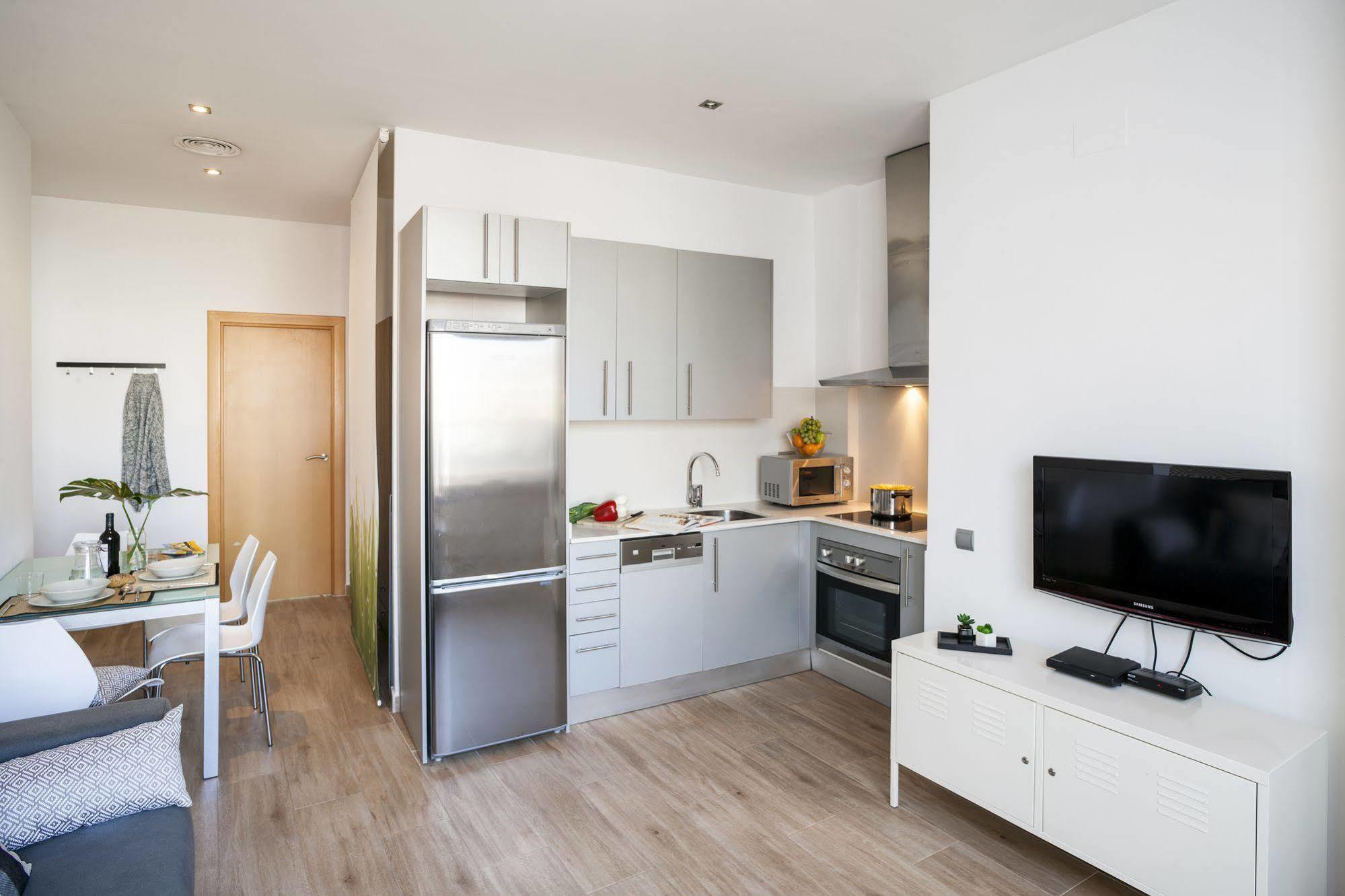 Feelathome Mozart Apartments Barcelona Exterior foto