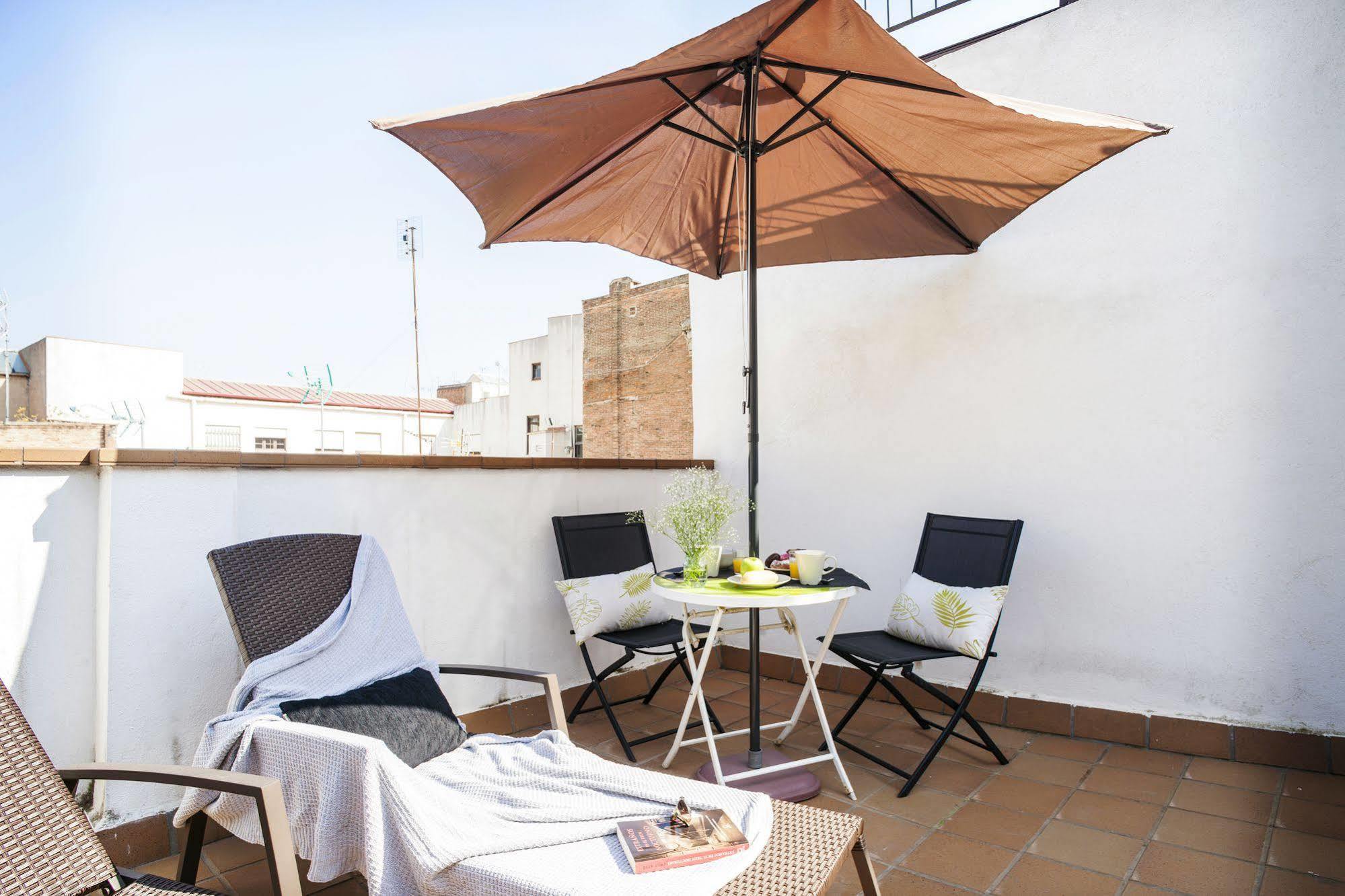 Feelathome Mozart Apartments Barcelona Exterior foto